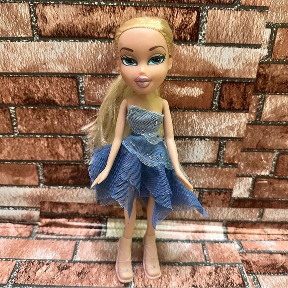 MGA Entertainment Bratz Cloe fashion doll vintage 2001 - Picture 2 of 7